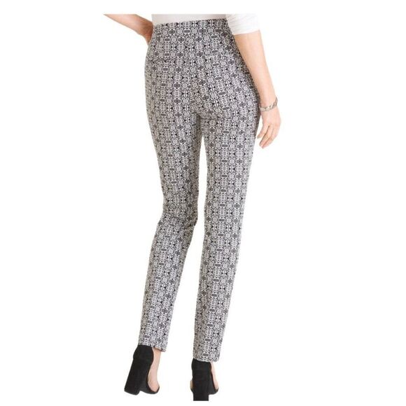 Chico’s size 4 So Slimming tile print  straight fit pants - Picture 2 of 6